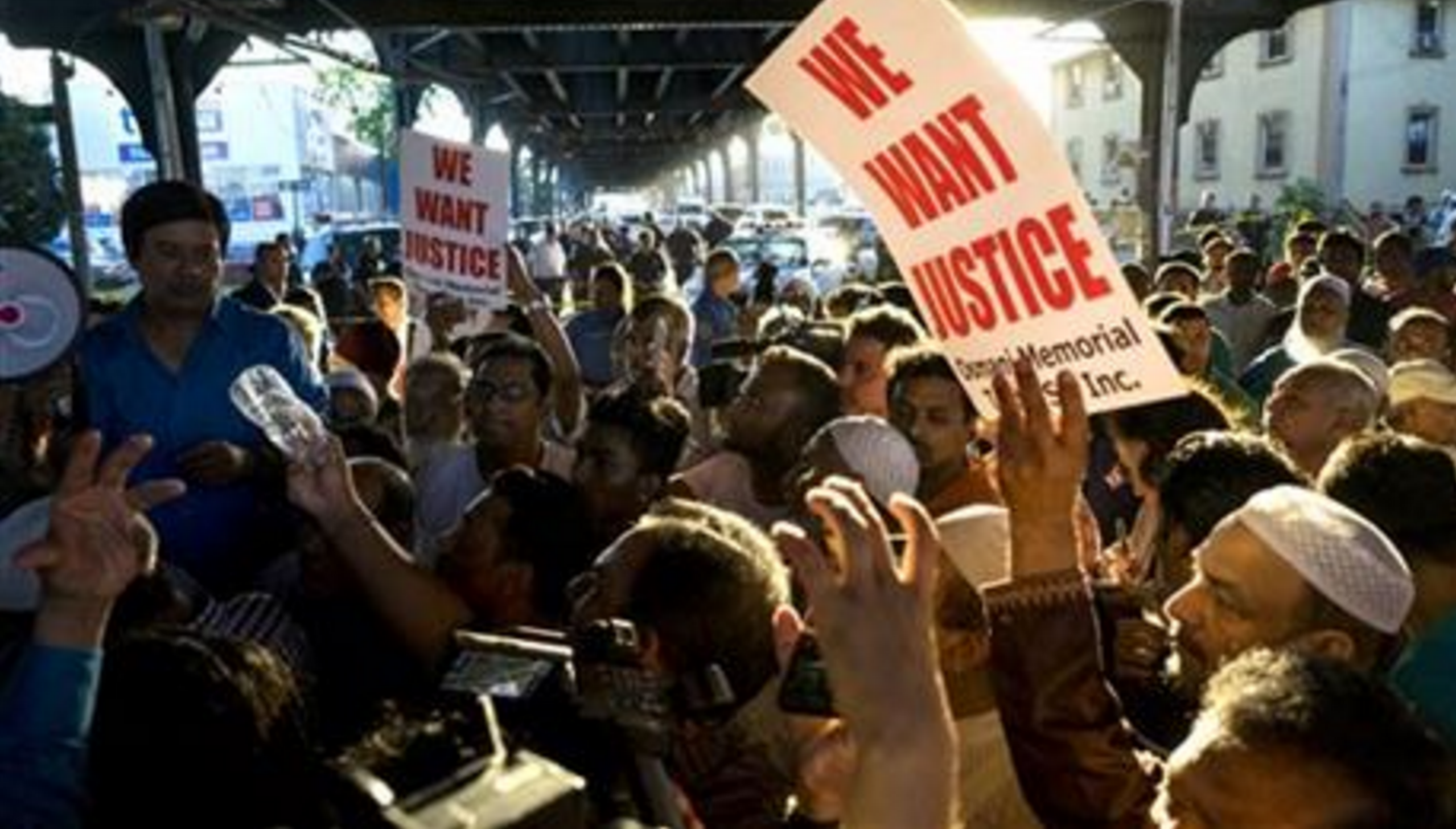 08/16/16 : Man charged in slaying of NYC imam, friend; motive unclear