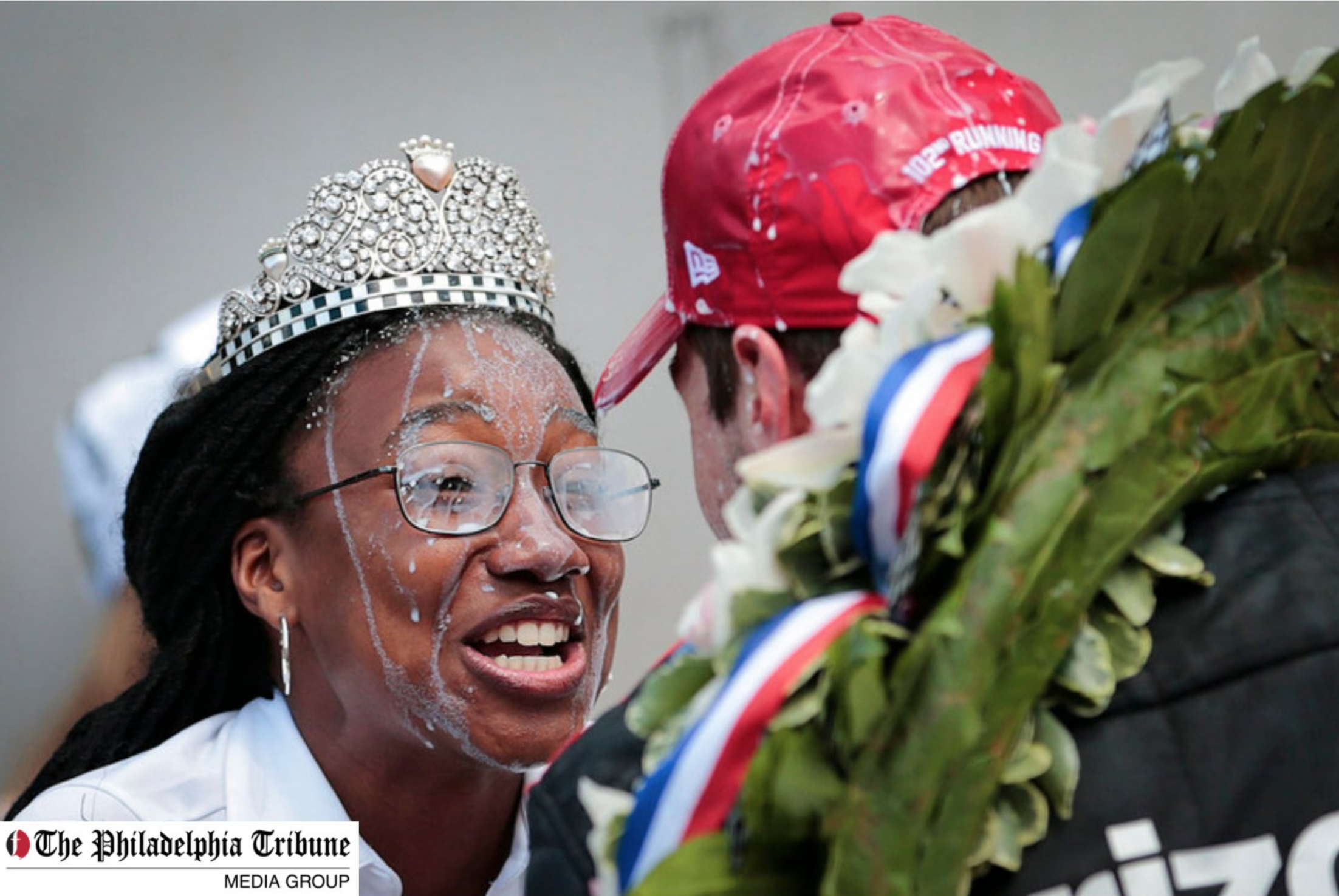 06/01/18 : Indy 500 festival queen takes victory splash with driver